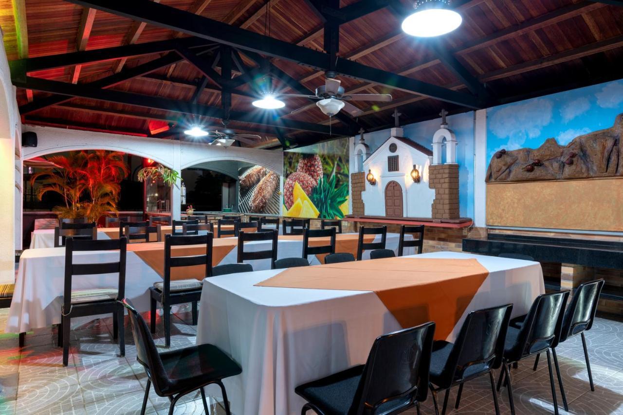 בוקארמנגה Hotel Chicamocha מראה חיצוני תמונה